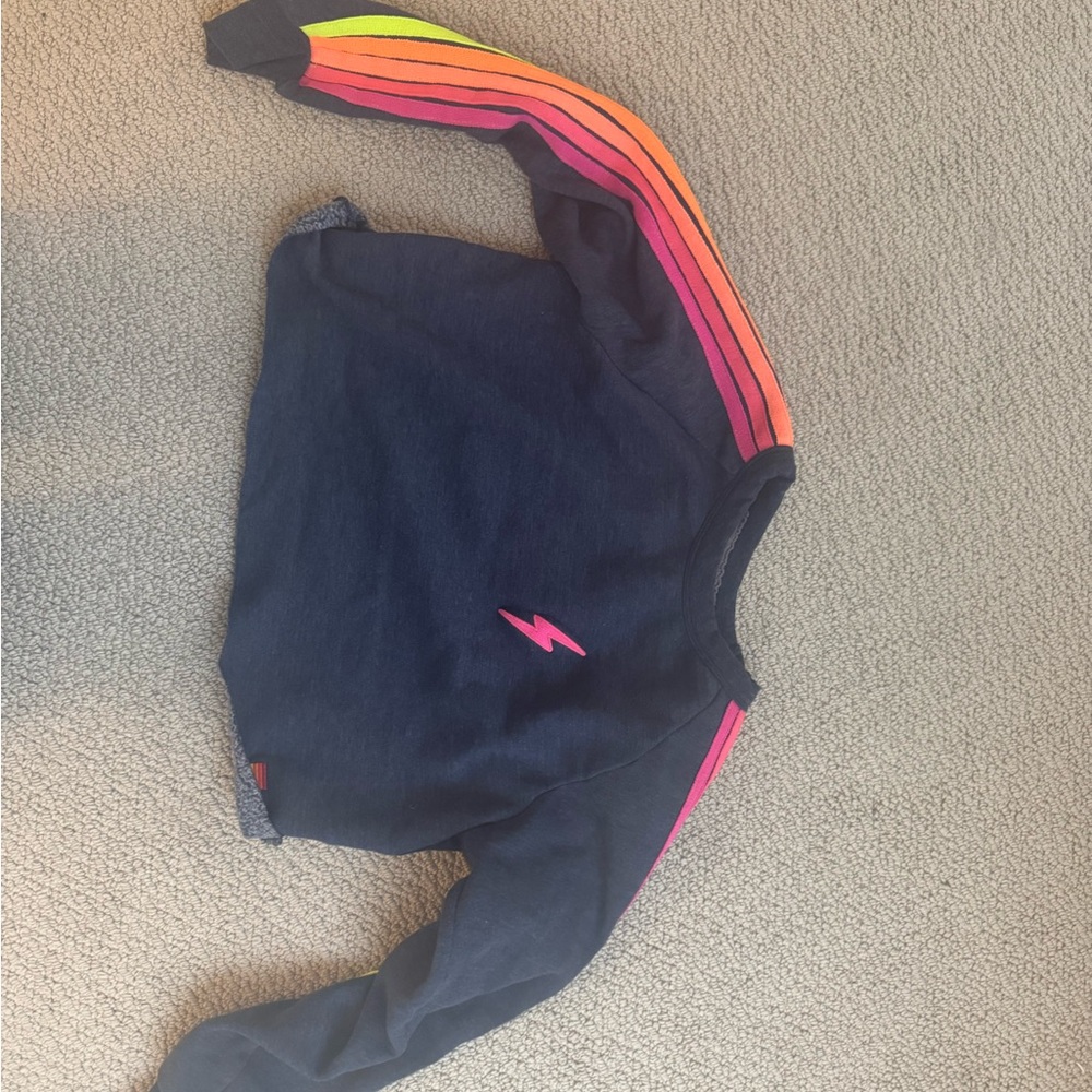 Size medium! Fits like an extra small